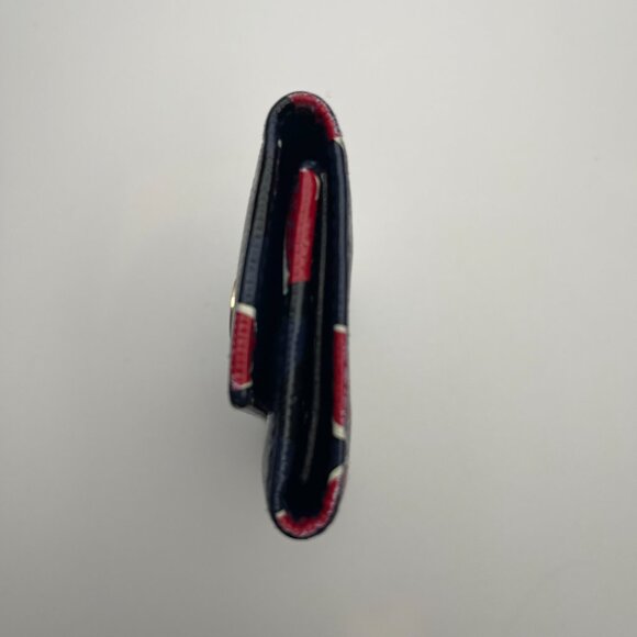 GUCCI Navy Heart Leather 6 Key Holder/Case - Preowned - Picture 4 of 12